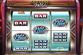 Classic Wilds classic style slot machine in the mobile version of Canal Bingo.
