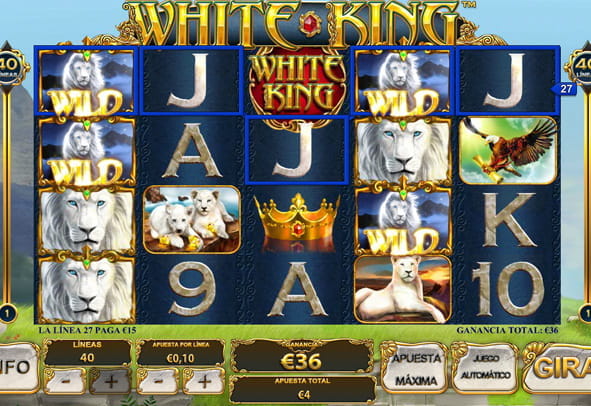 Main screen of the White King slot machine during a game with a winning line marked.